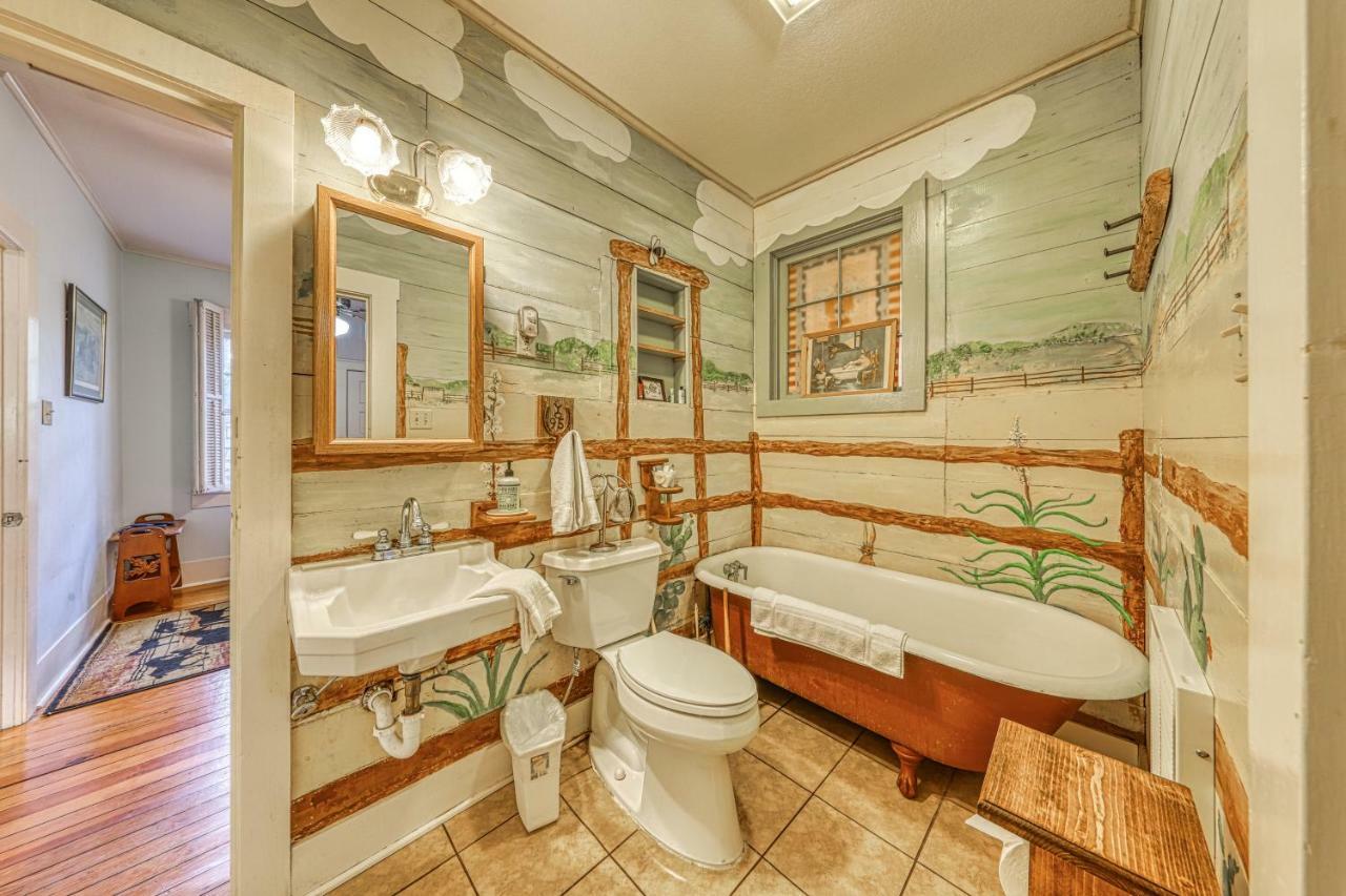 Bumblebee Lodge Ingram Exterior foto